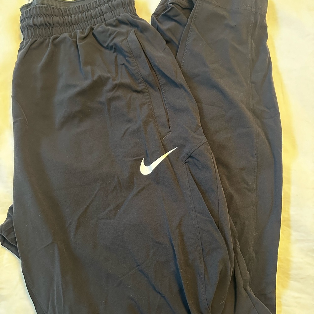 Men’s Nike workout pants